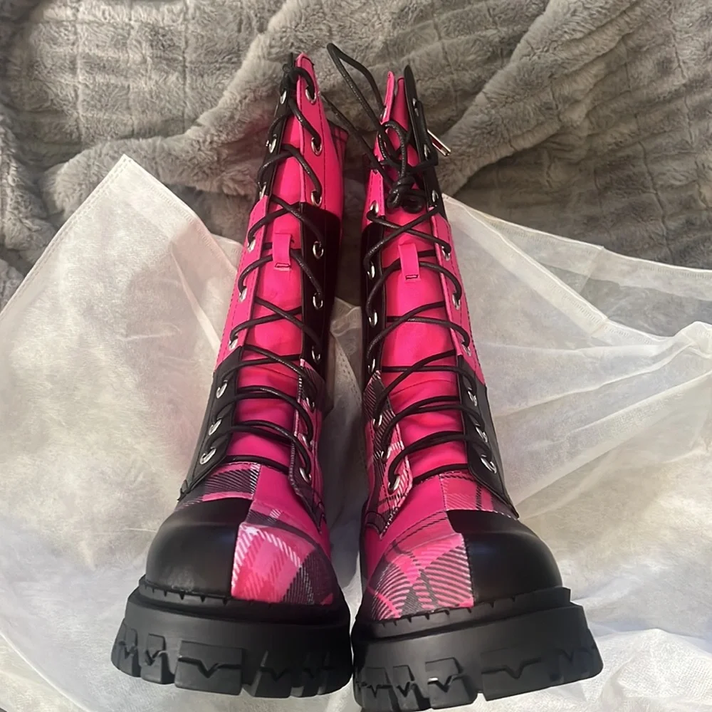 Dolls kill scream and shout boots - Picture 3 of 14